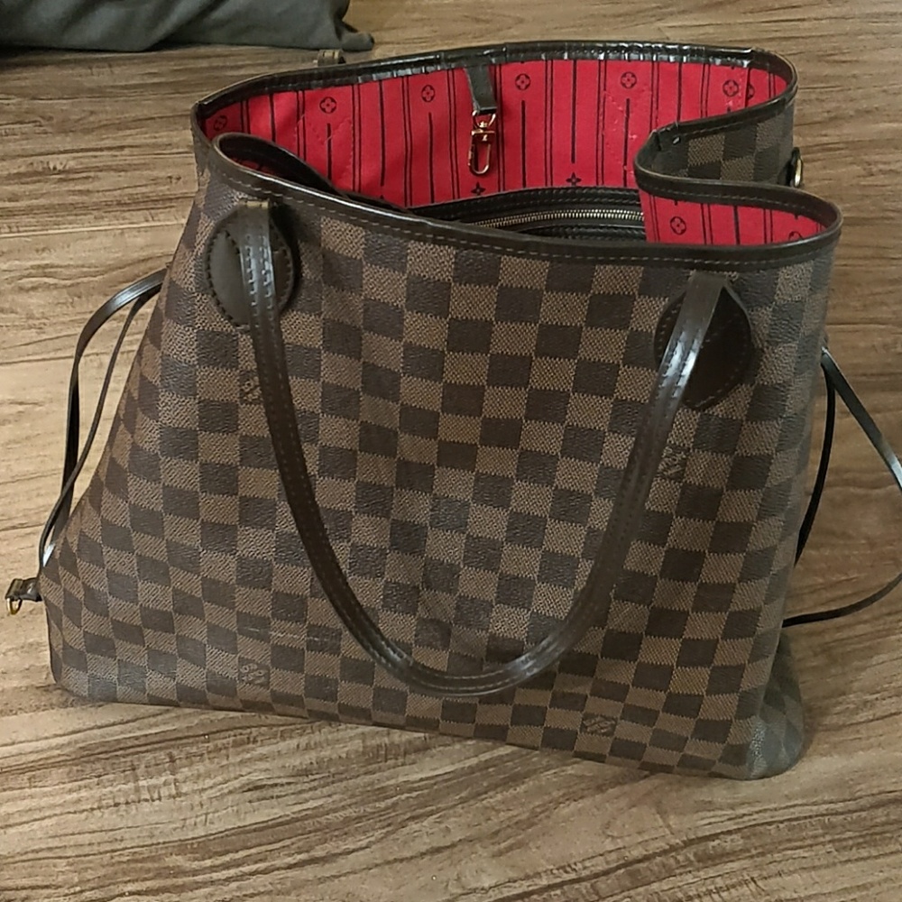 Louis Vuitton Neverfull MM